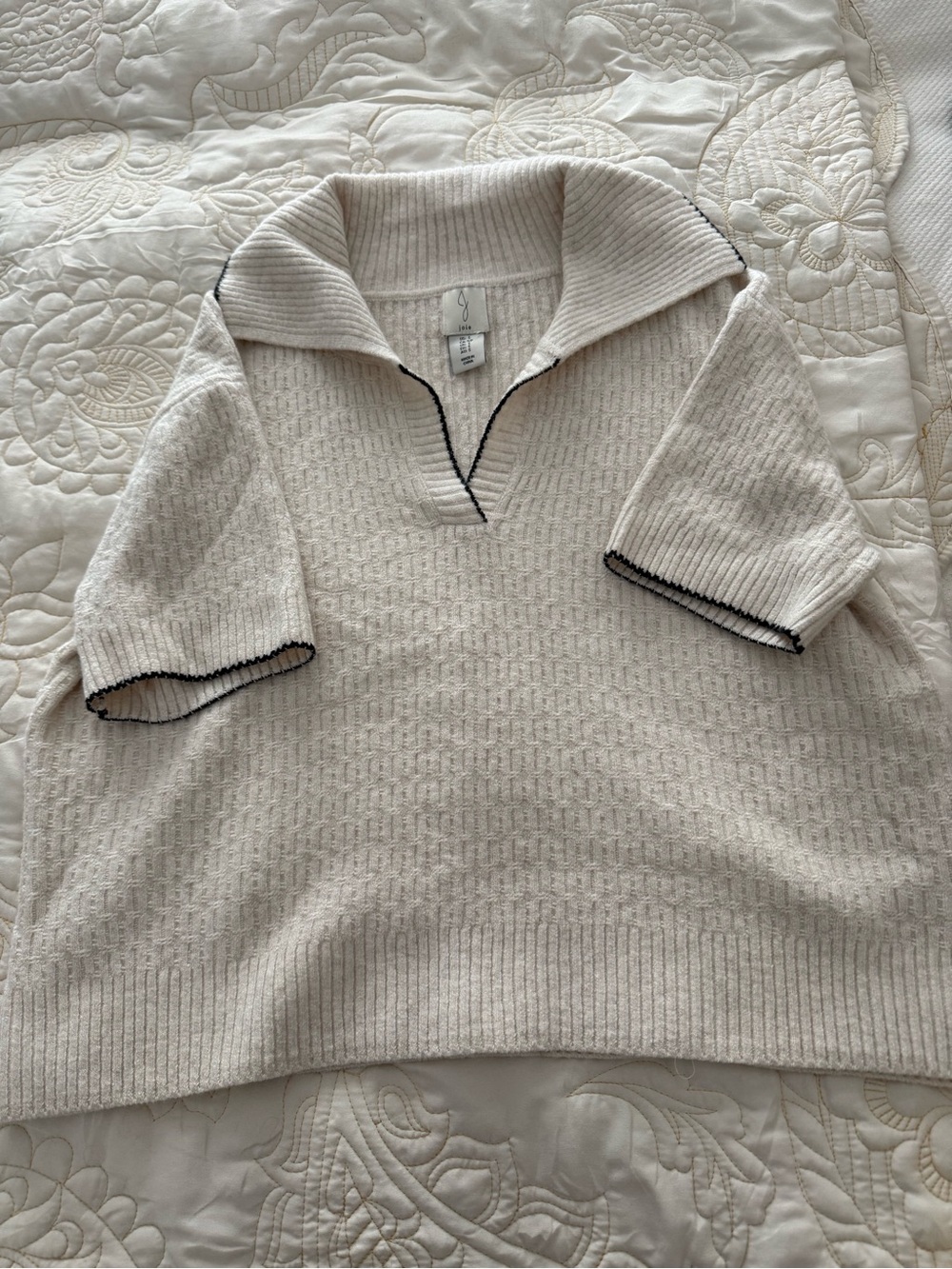 Joie Neutral Cream Short-Sleeve Knit Sweater with Contrast Trim
